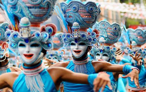 le-hoi-masskara-o-thanh-pho-bacolod