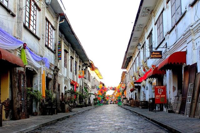 kinh-nghiem-du-lich-vigan-tu-a-z