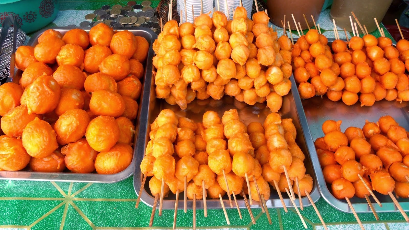 kwek-kwek-tam-bot-chien-gion-thanh-pho-clark-philippines