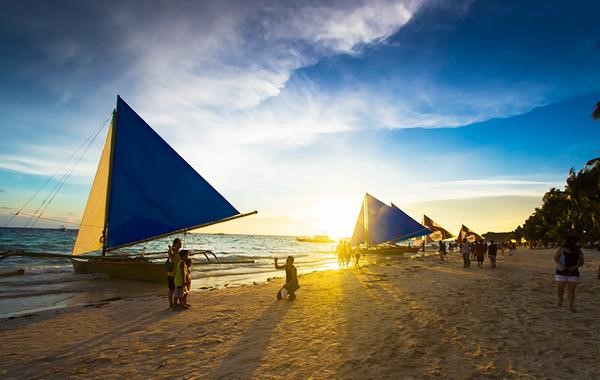 boracay-dong-cua-vi-bi-o-nhiem